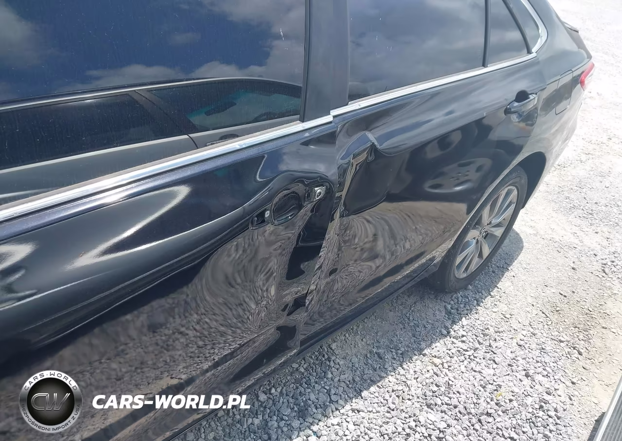 2016 Toyota Camry Xle VIN:4T4BF1FK2GR570382 - 6