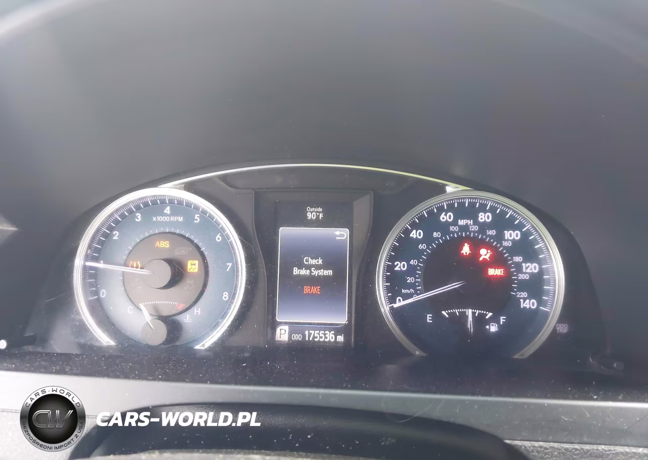2016 Toyota Camry Xle VIN:4T4BF1FK2GR570382 - 7