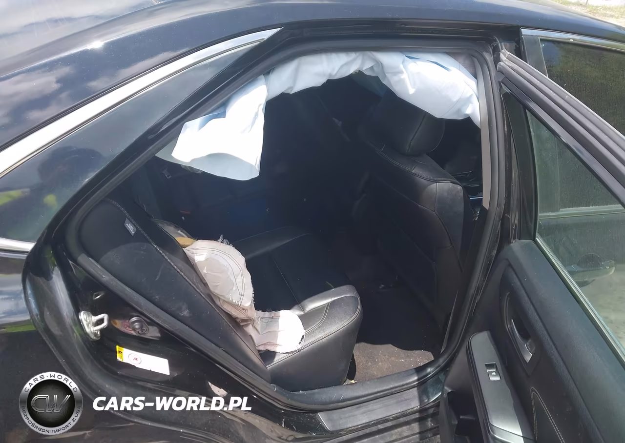 2016 Toyota Camry Xle VIN:4T4BF1FK2GR570382 - 8
