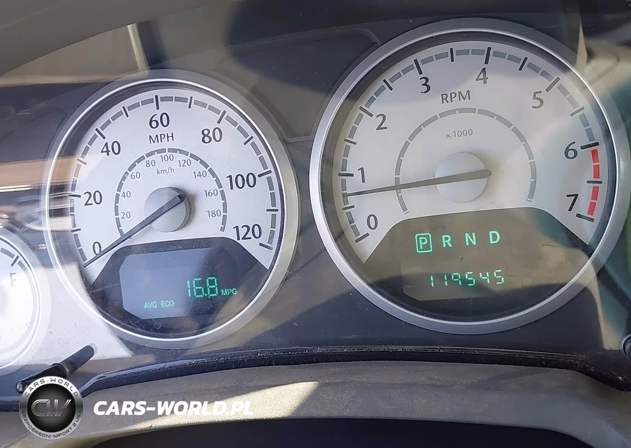 2008 Chrysler Town & Country Touring VIN:2A8HR54P98R801291 - 7