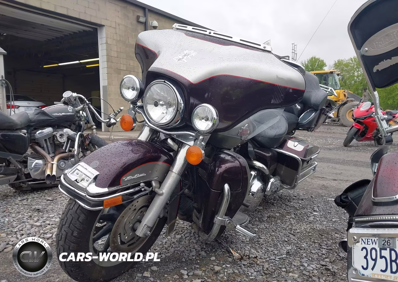 2007 Harley-Davidson Flhtcui VIN:1HD1FC4197Y694740 - 2
