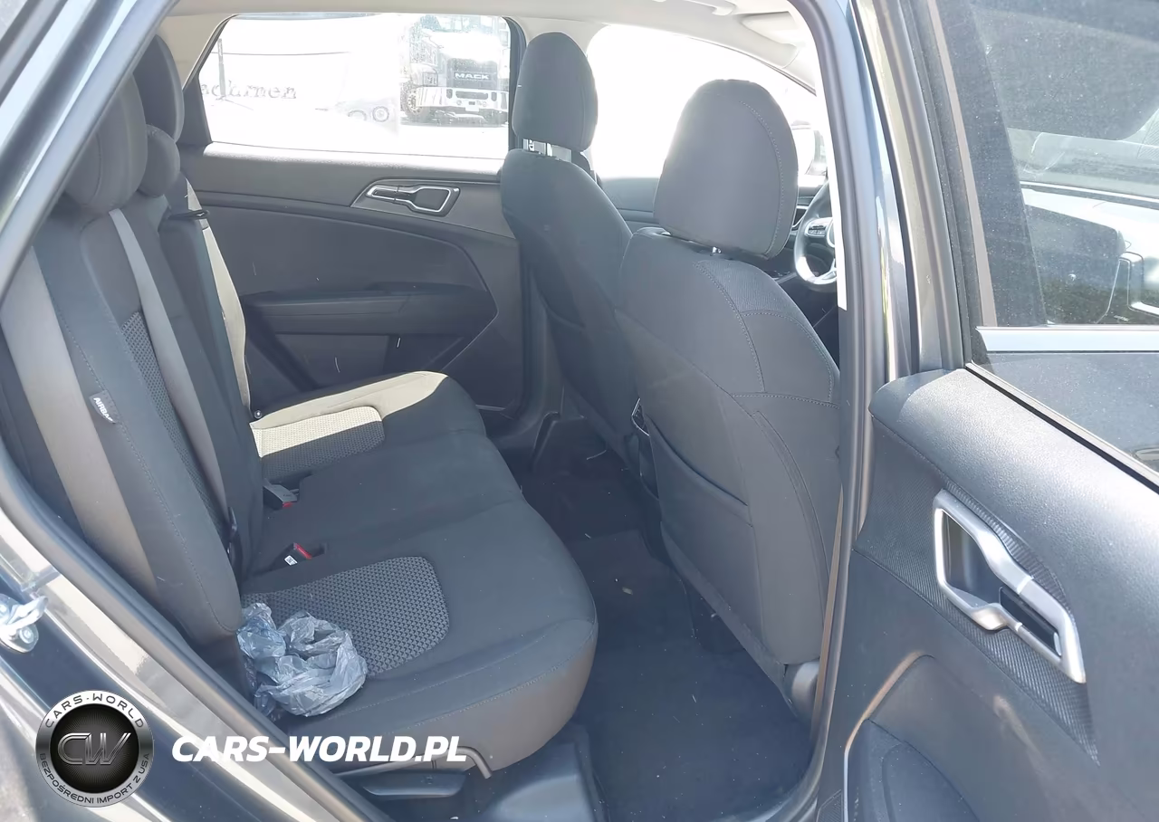 2025 Kia Sportage Lx VIN:KNDPUCDF9S7391145 - 8