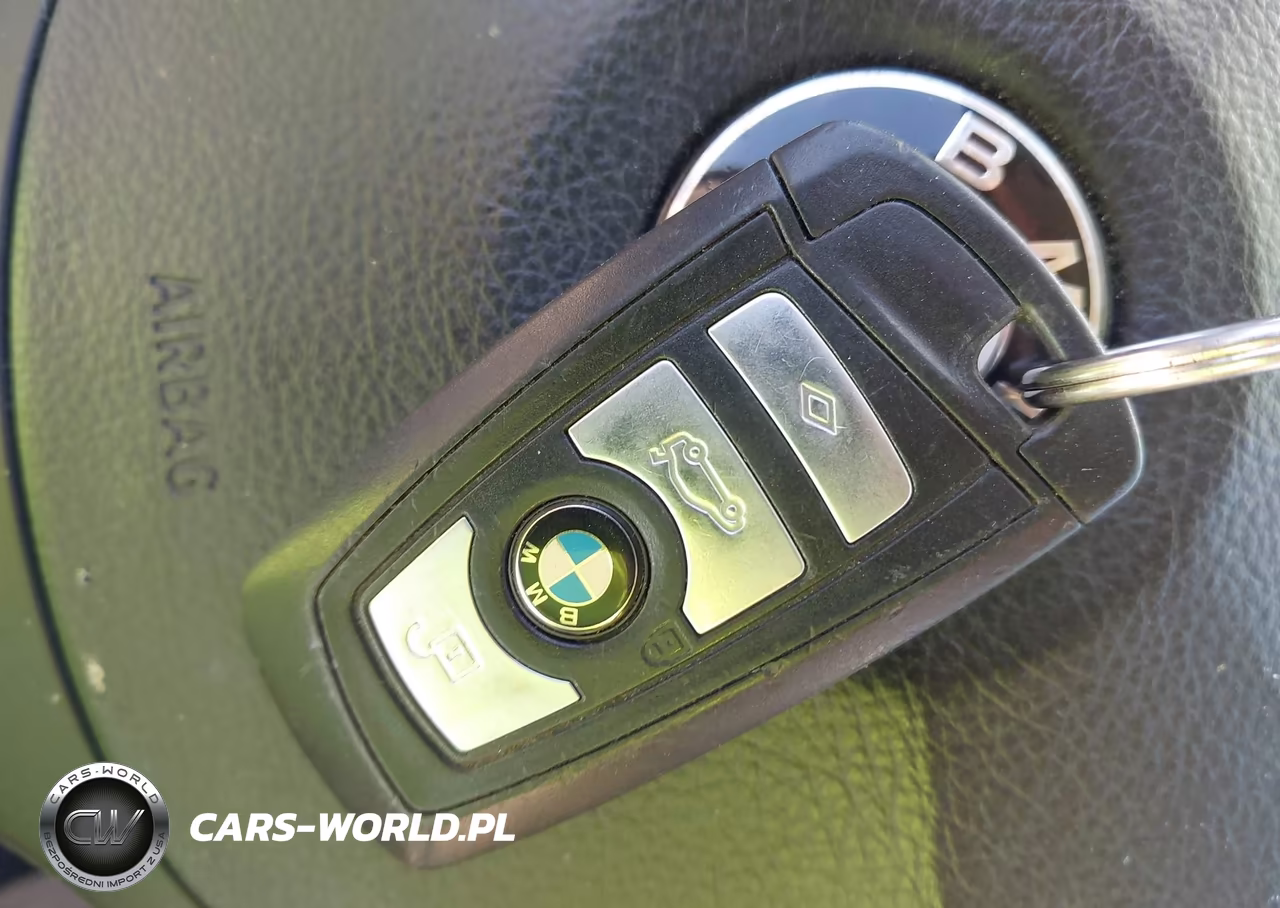 2011 BMW 535I xDrive VIN:WBAFU7C5XBDU56417 - 11