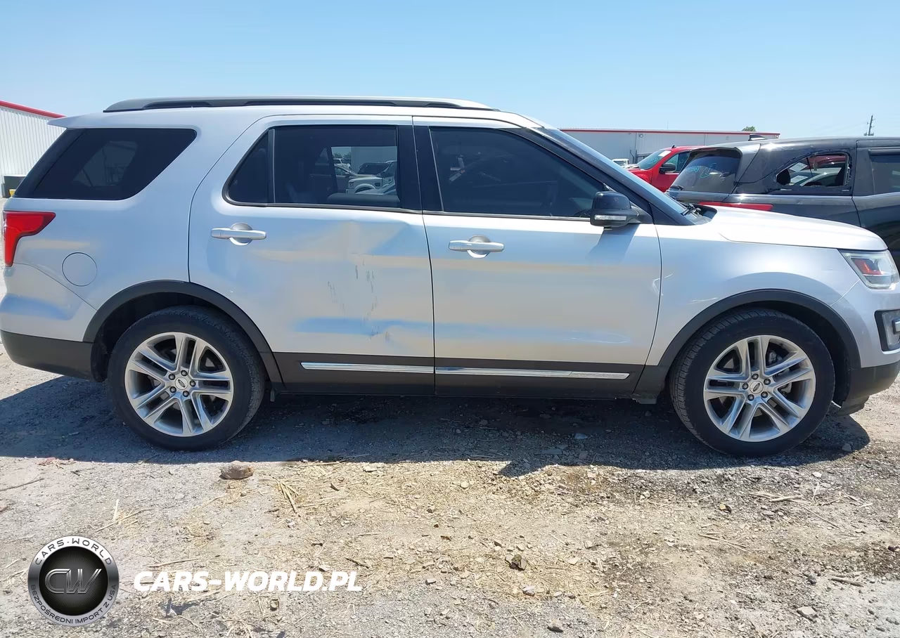2017 Ford Explorer Xlt VIN:1FM5K7D84HGD40419 - 13