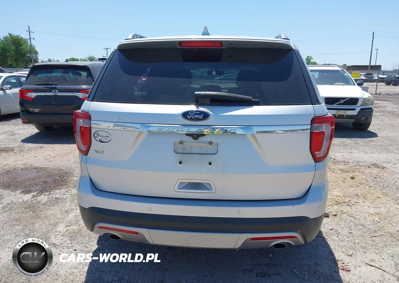 2017 Ford Explorer Xlt VIN:1FM5K7D84HGD40419 - 16