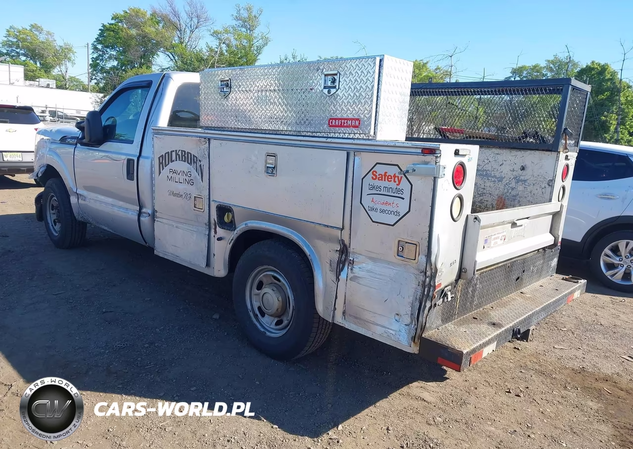 2012 Ford F-250 Xl VIN:1FDBF2A67CEC73073 - 3