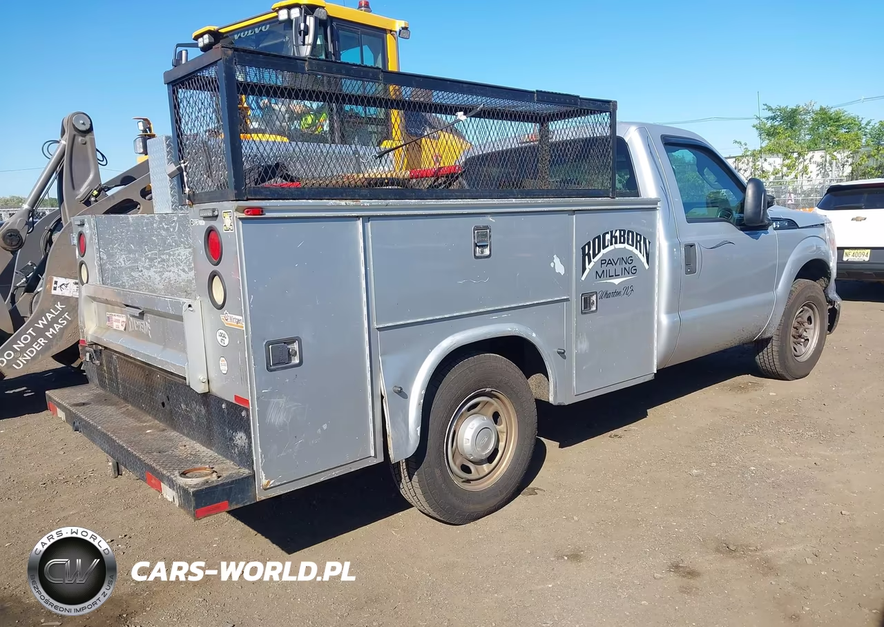 2012 Ford F-250 Xl VIN:1FDBF2A67CEC73073 - 4