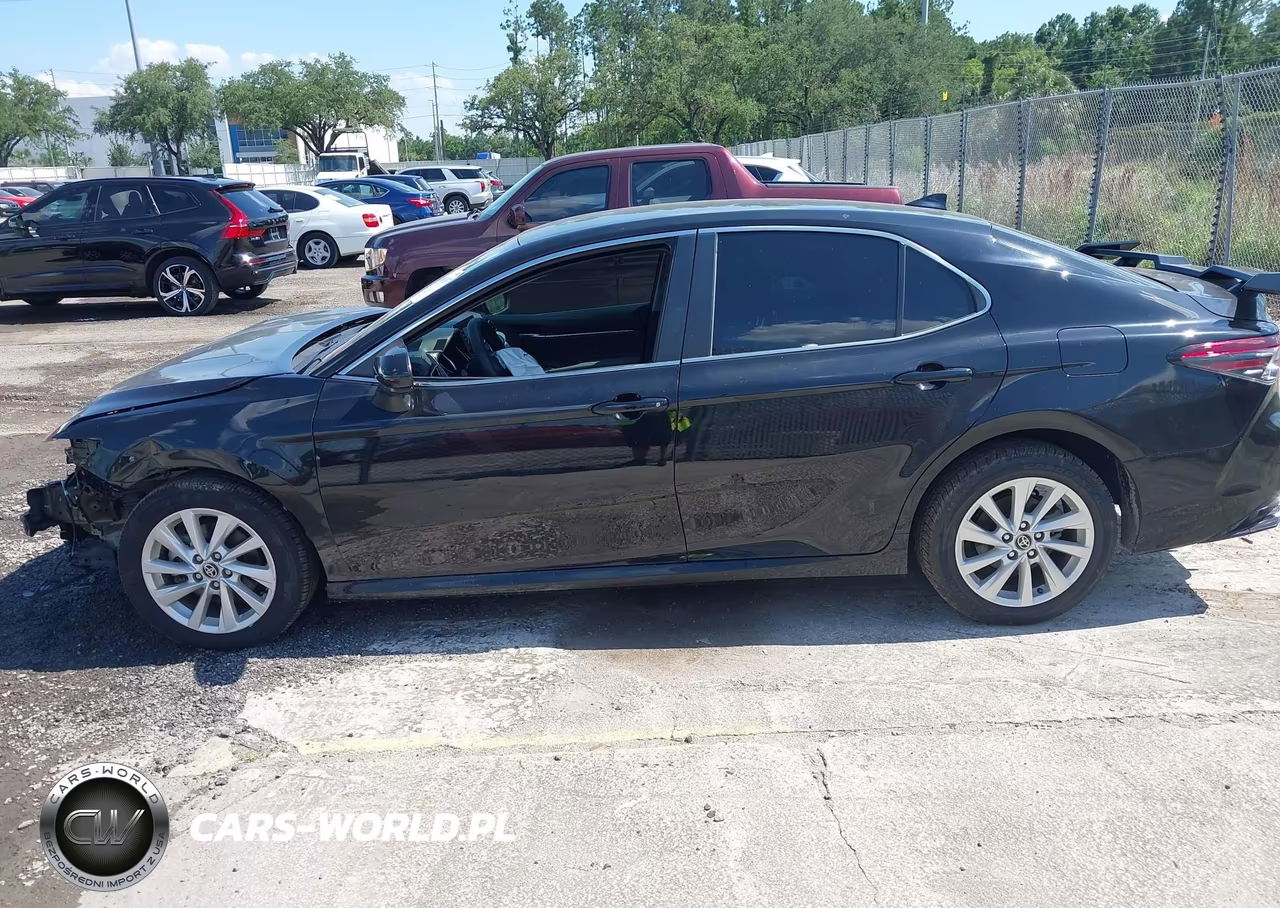 2023 Toyota Camry Le VIN:4T1C11AK1PU161150 - 14