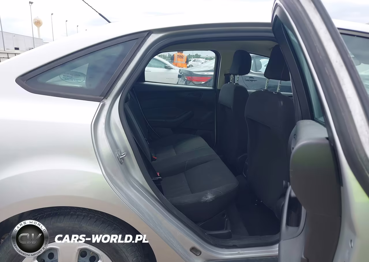 2017 Ford Focus S VIN:1FADP3E21HL342372 - 8