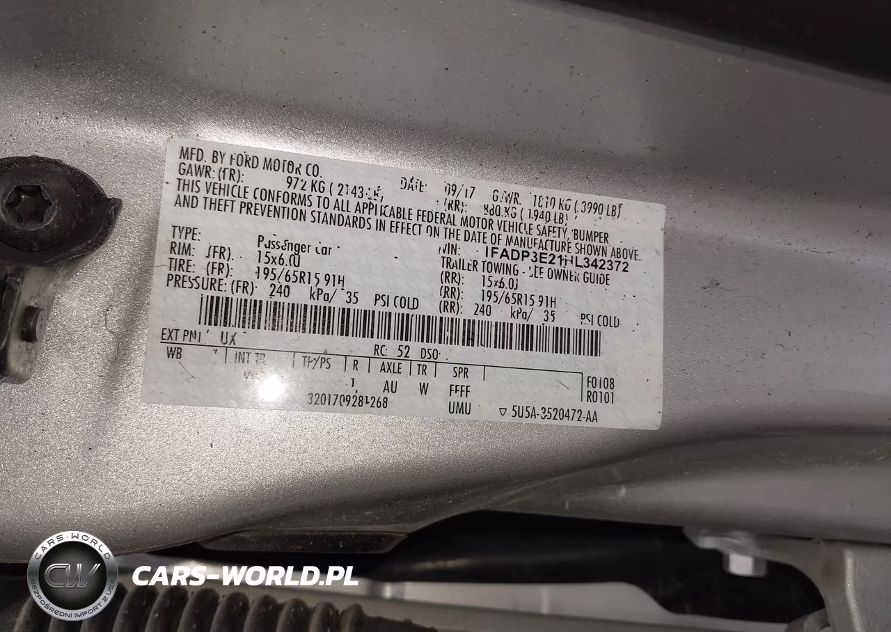 2017 Ford Focus S VIN:1FADP3E21HL342372 - 9
