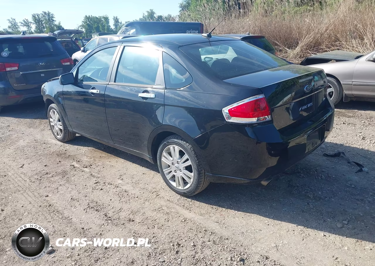 2010 Ford Focus Sel VIN:1FAHP3HN0AW105528 - 3