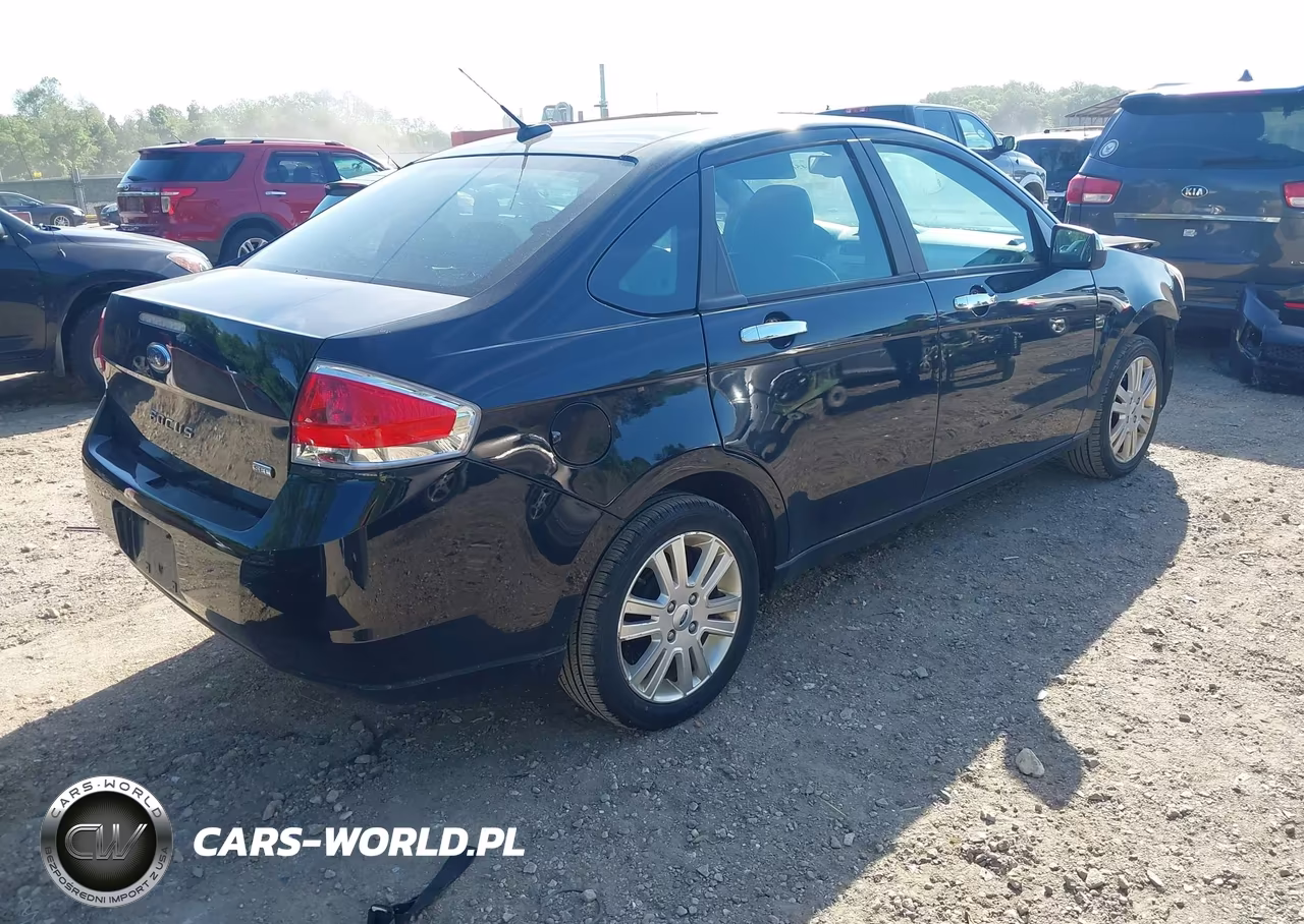 2010 Ford Focus Sel VIN:1FAHP3HN0AW105528 - 4