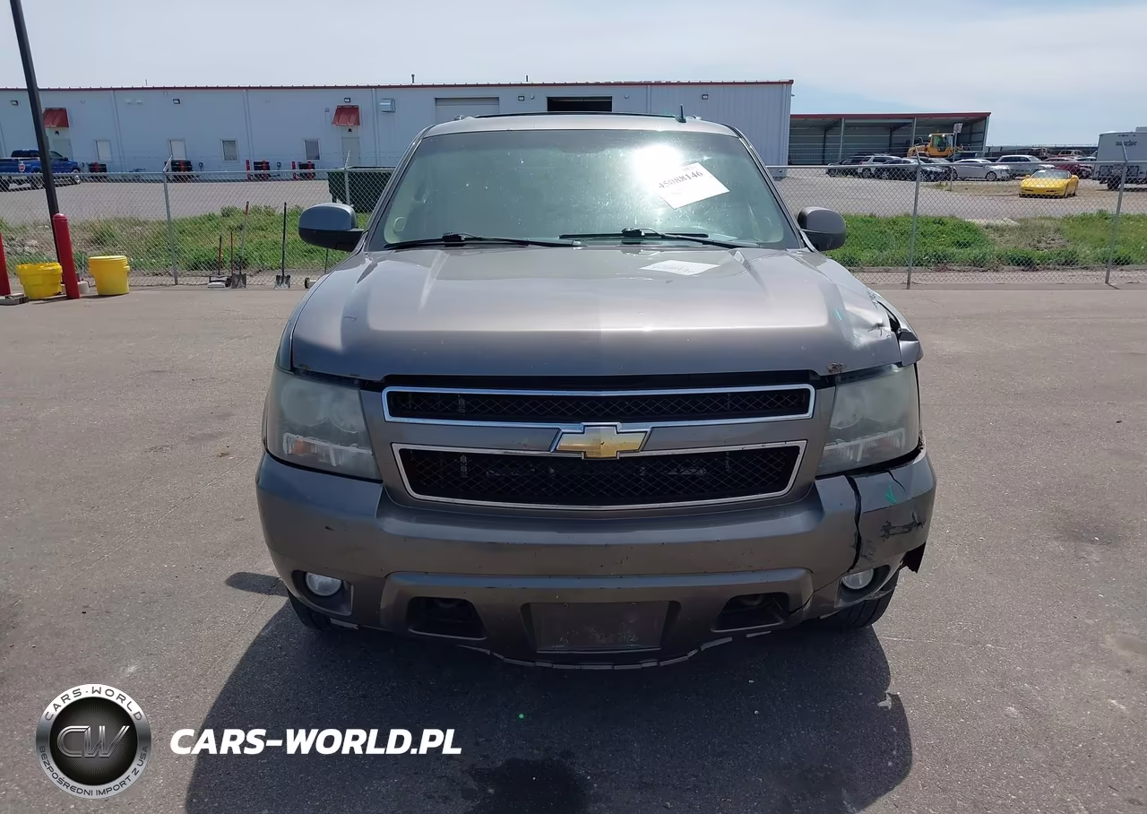 2011 Chevrolet Suburban 1500 Lt1 VIN:1GNSKJE32BR171950 - 12