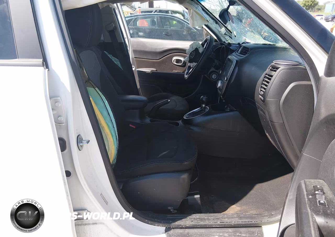 2019 Kia Soul + VIN:KNDJP3A5XK7016079 - 5