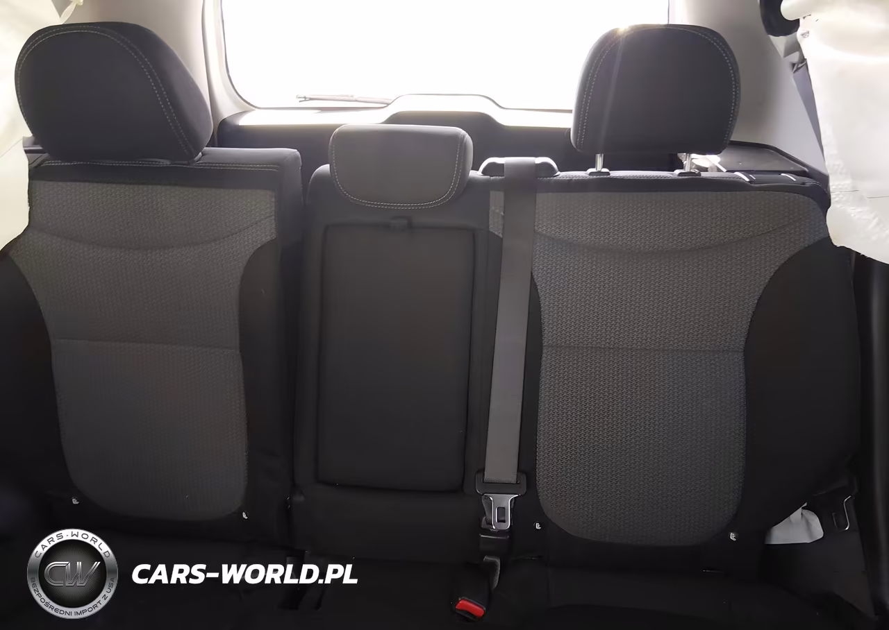 2019 Kia Soul + VIN:KNDJP3A5XK7016079 - 8
