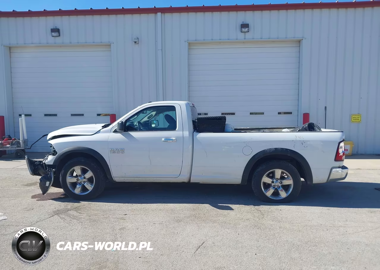 2015 Ram 1500 Big Horn VIN:3C6JR7EG3FG586097 - 14