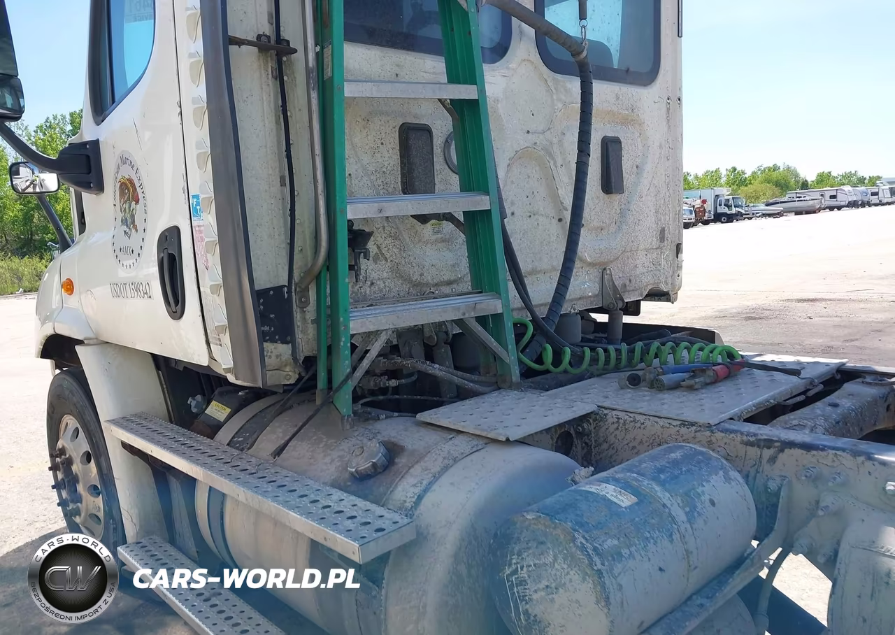 2017 Freightliner Cascadia 113 VIN:1FUJGBDV8HLHS7894 - 16
