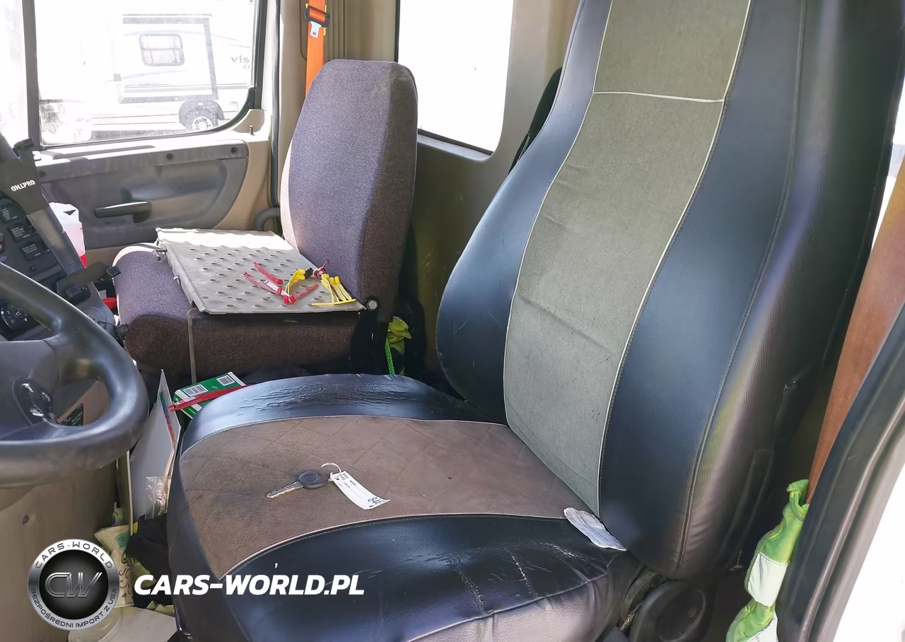 2017 Freightliner Cascadia 113 VIN:1FUJGBDV8HLHS7894 - 6