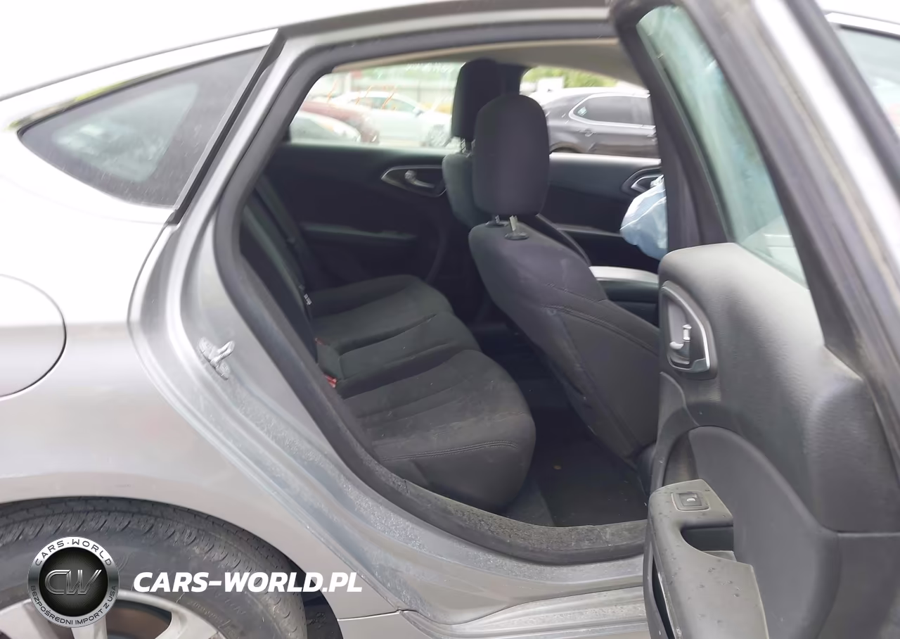 2015 Chrysler 200 Limited VIN:1C3CCCAB9FN503614 - 8