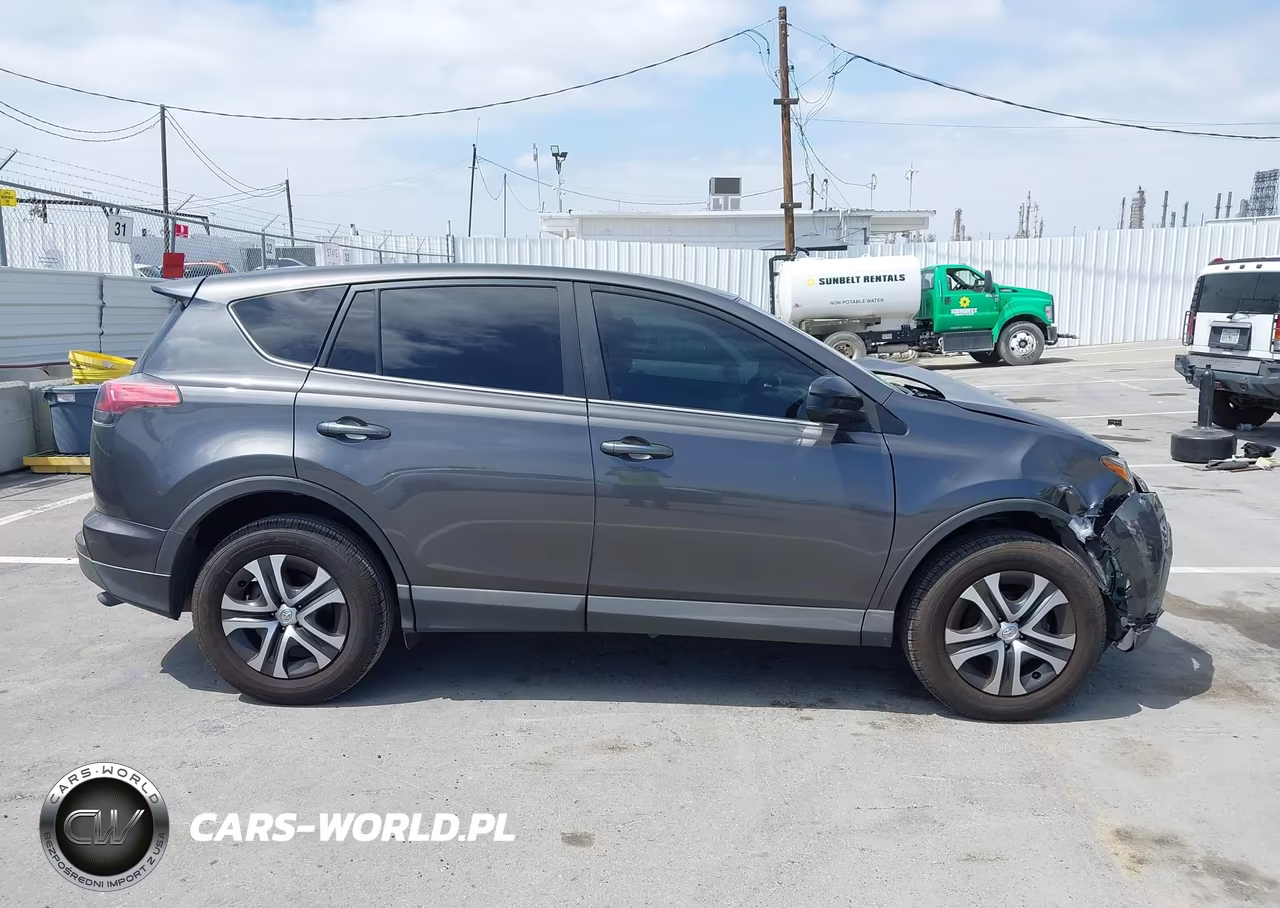 2018 Toyota Rav4 Le VIN:2T3ZFREV1JW478634 - 13
