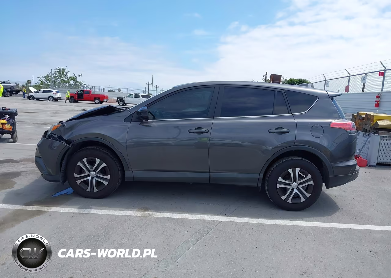 2018 Toyota Rav4 Le VIN:2T3ZFREV1JW478634 - 14