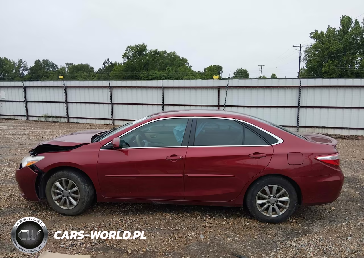 2015 Toyota Camry Le VIN:4T1BF1FK6FU965299 - 15