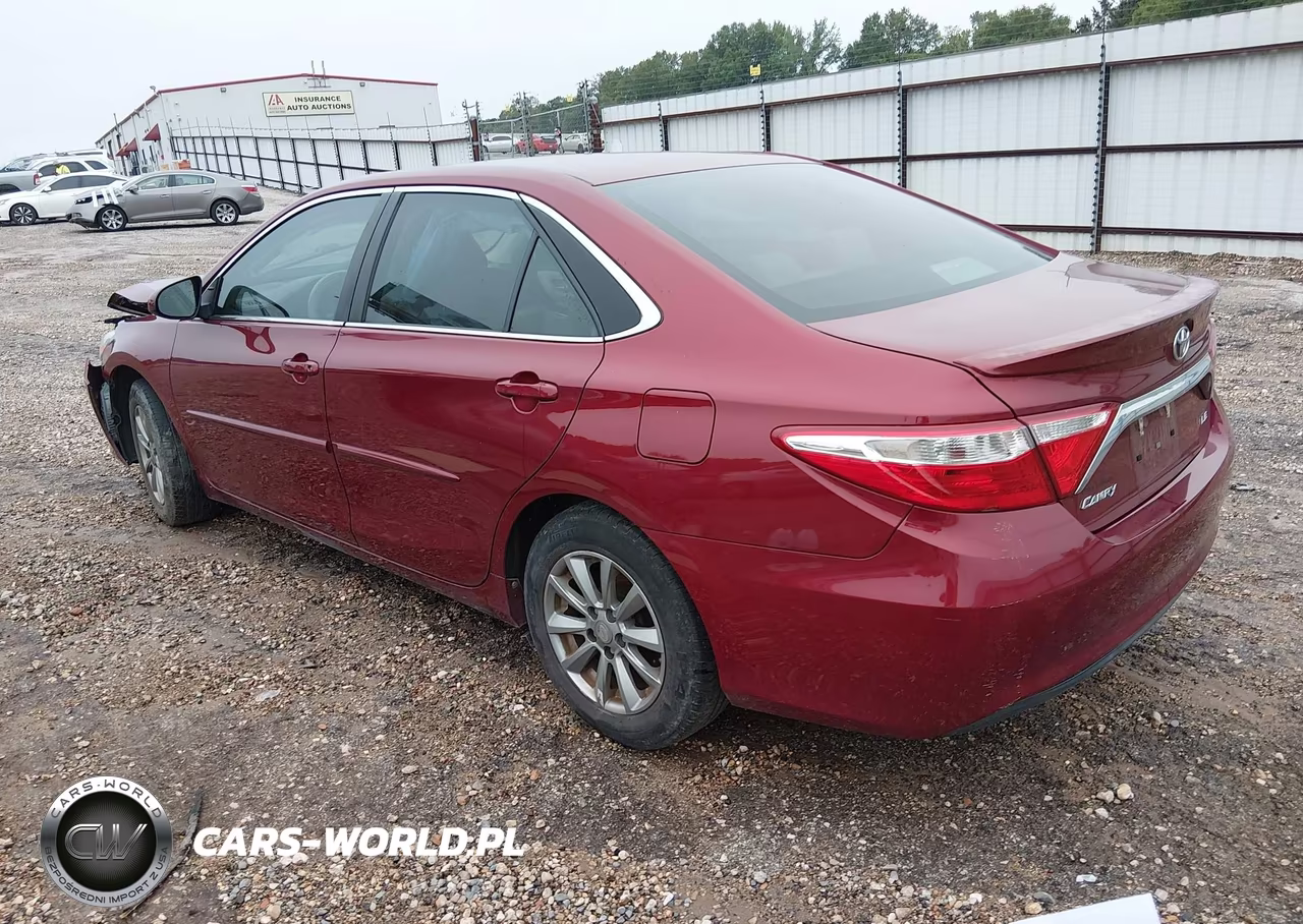 2015 Toyota Camry Le VIN:4T1BF1FK6FU965299 - 3