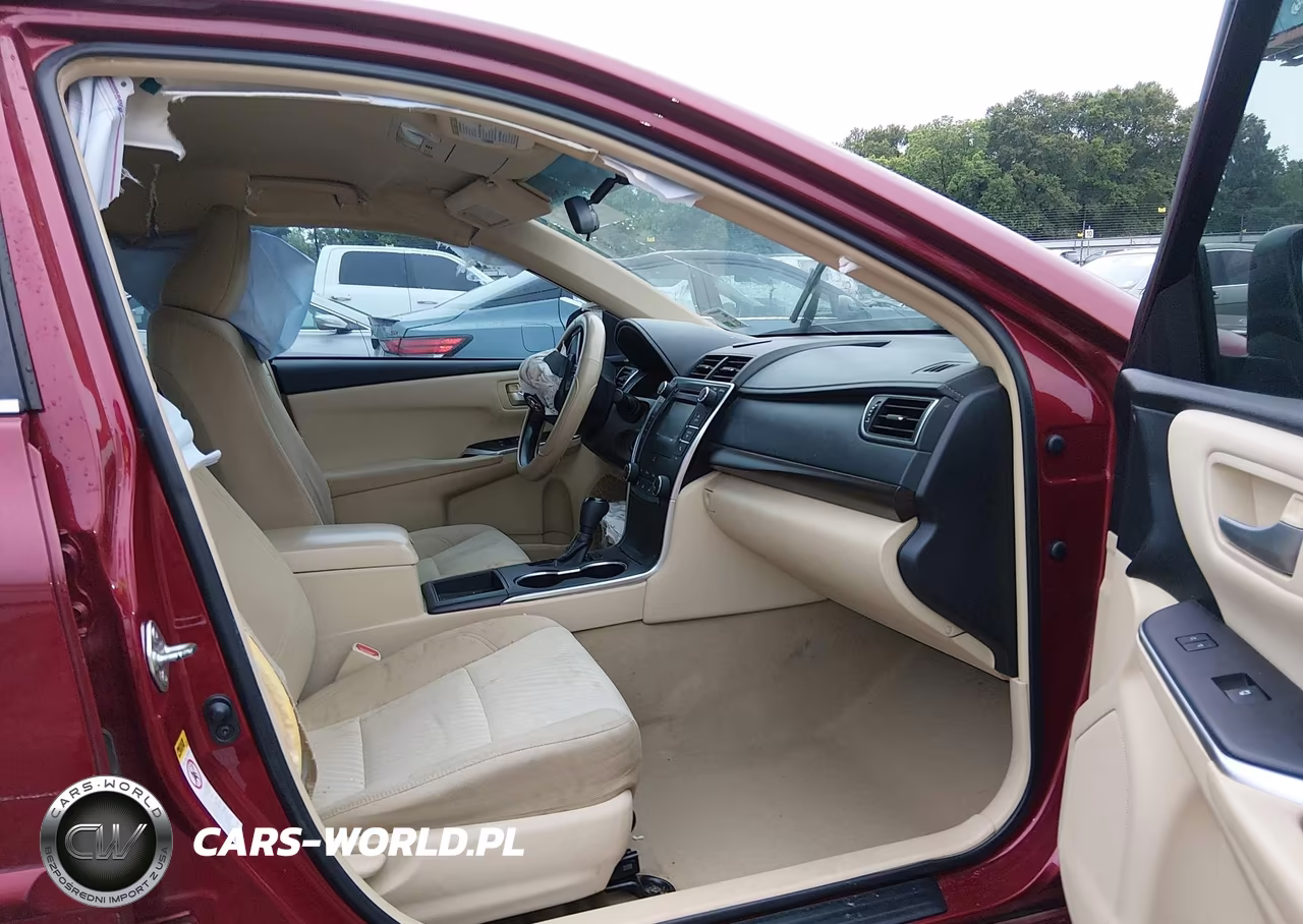 2015 Toyota Camry Le VIN:4T1BF1FK6FU965299 - 5