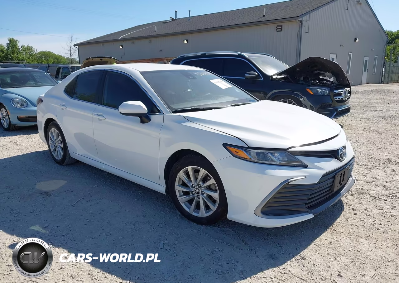 2023 Toyota Camry Le