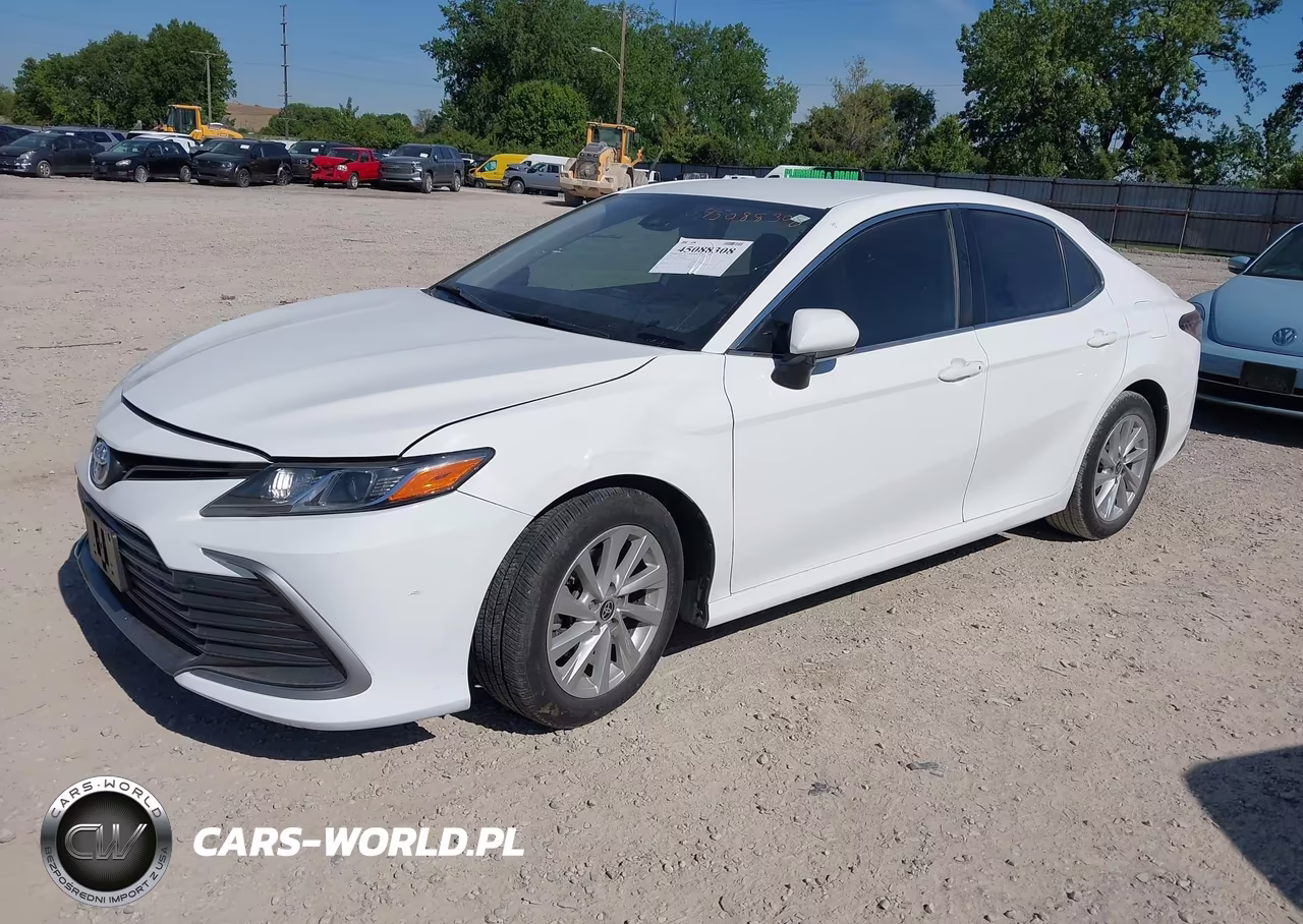 2023 Toyota Camry Le VIN:4T1C11AKXPU101836 - 2
