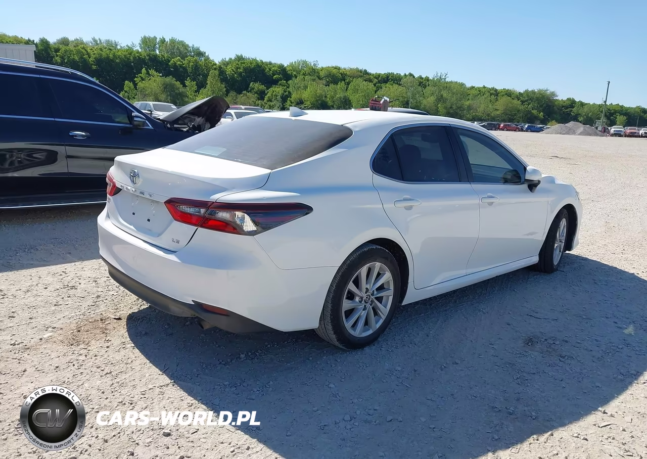 2023 Toyota Camry Le VIN:4T1C11AKXPU101836 - 4