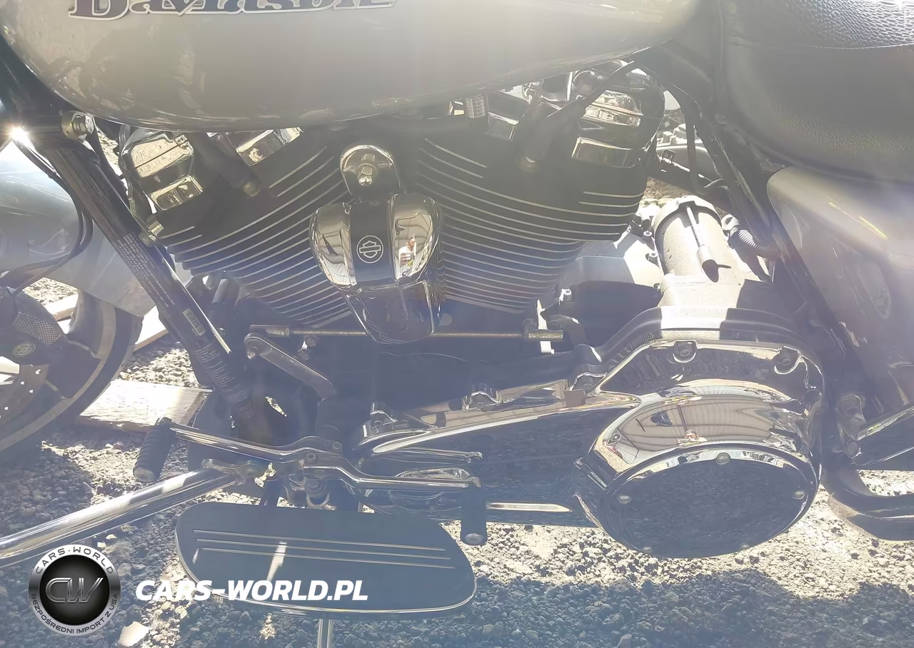 2020 Harley-Davidson Flhx VIN:1HD1KBC14LB636507 - 9