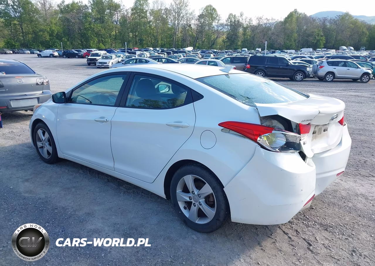 2013 Hyundai Elantra Gls VIN:5NPDH4AE4DH437214 - 3