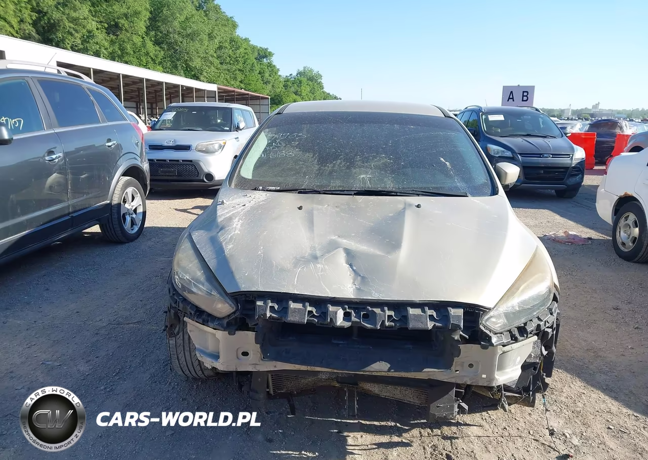 2018 Ford Focus Se VIN:1FADP3F2XJL256188 - 13