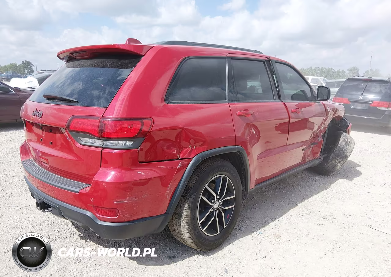 2018 Jeep Grand Cherokee Trailhawk 4X4 VIN:1C4RJFLG8JC235715 - 4