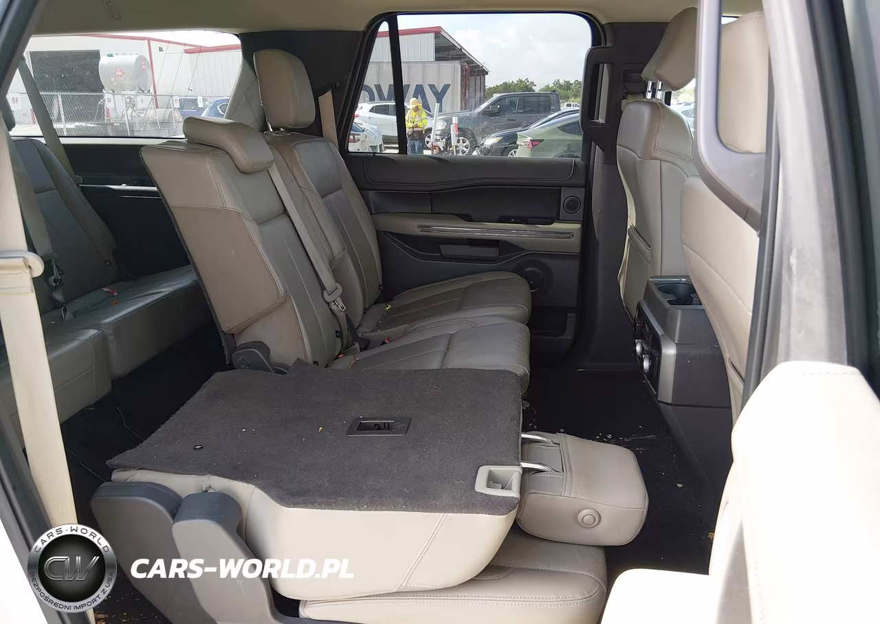 2018 Ford Expedition Max Xlt VIN:1FMJK1HTXJEA66767 - 8