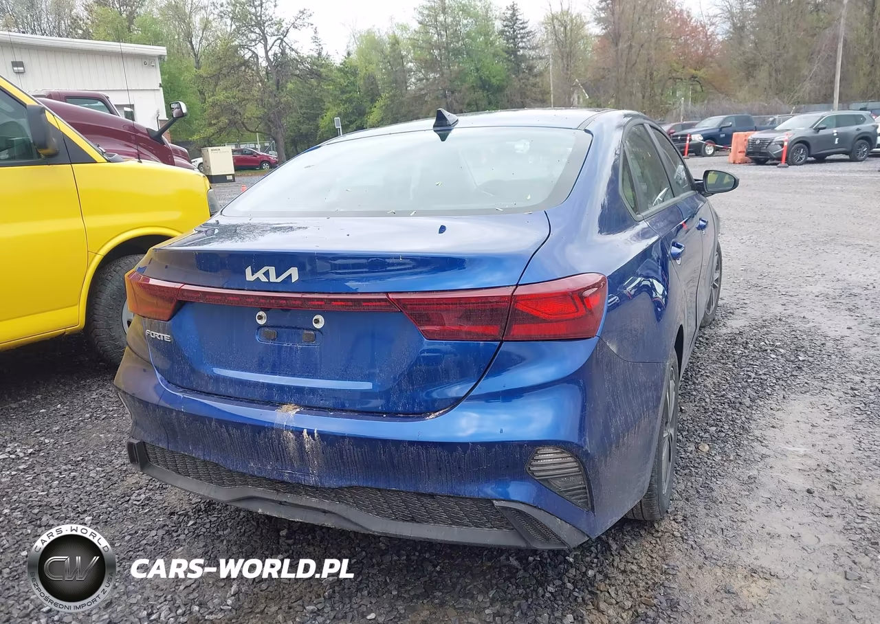 2024 Kia Forte Lxs VIN:3KPF24AD0RE762973 - 16