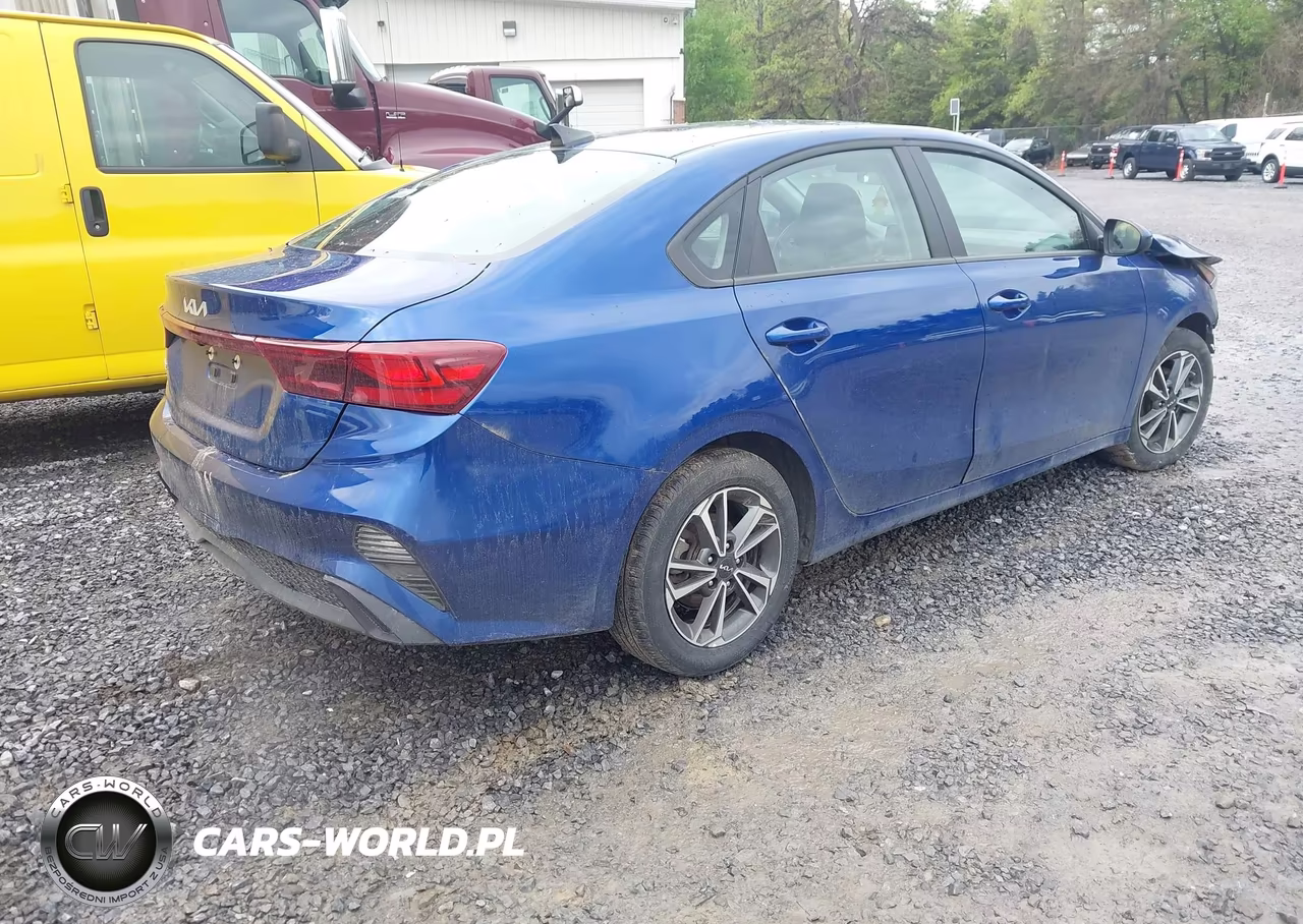 2024 Kia Forte Lxs VIN:3KPF24AD0RE762973 - 4