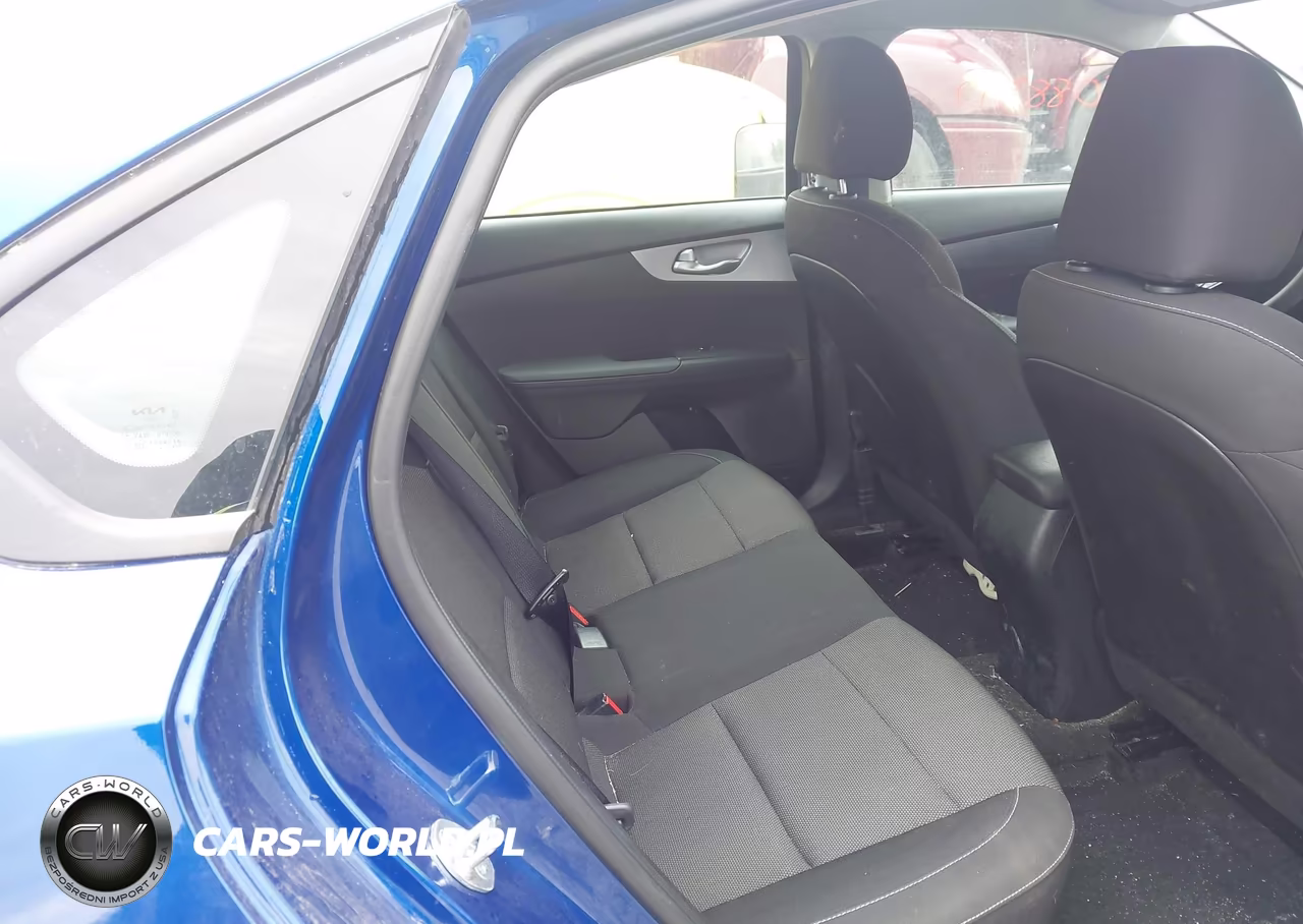 2024 Kia Forte Lxs VIN:3KPF24AD0RE762973 - 8