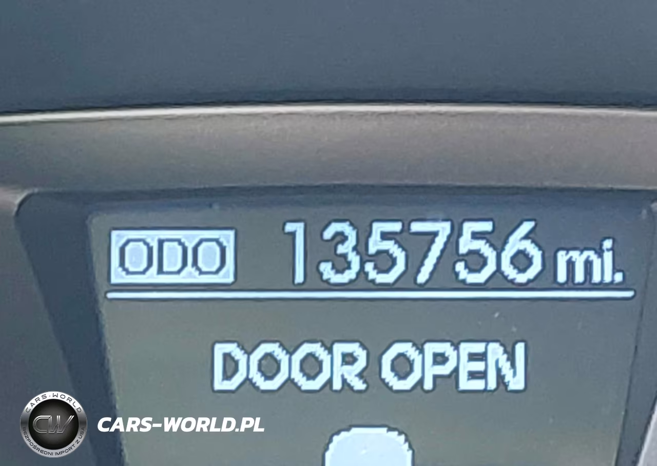 2014 Hyundai Genesis 3.8 R-Spec VIN:KMHHU6KJ8EU120835 - 16