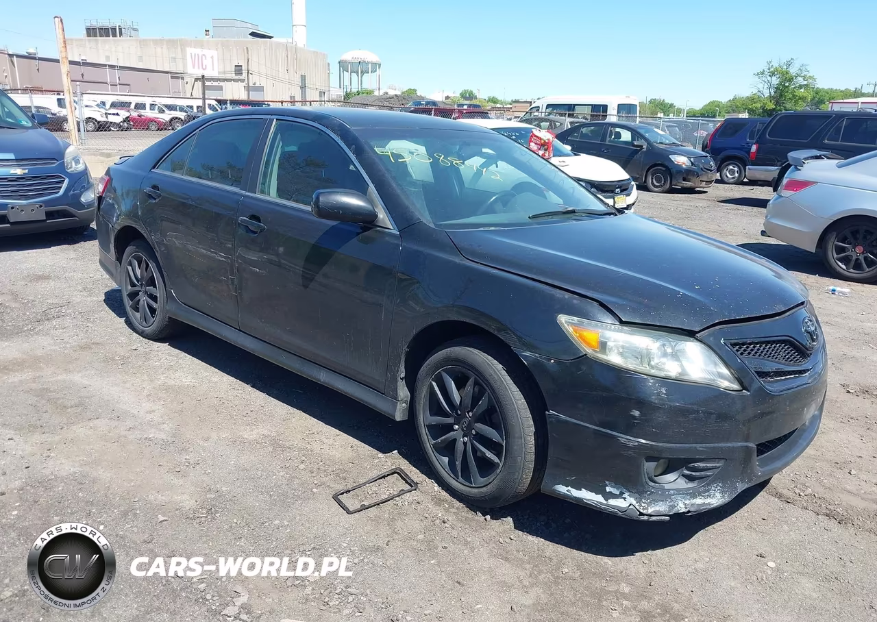 Główne zdjęcie 2010 Toyota Camry Se