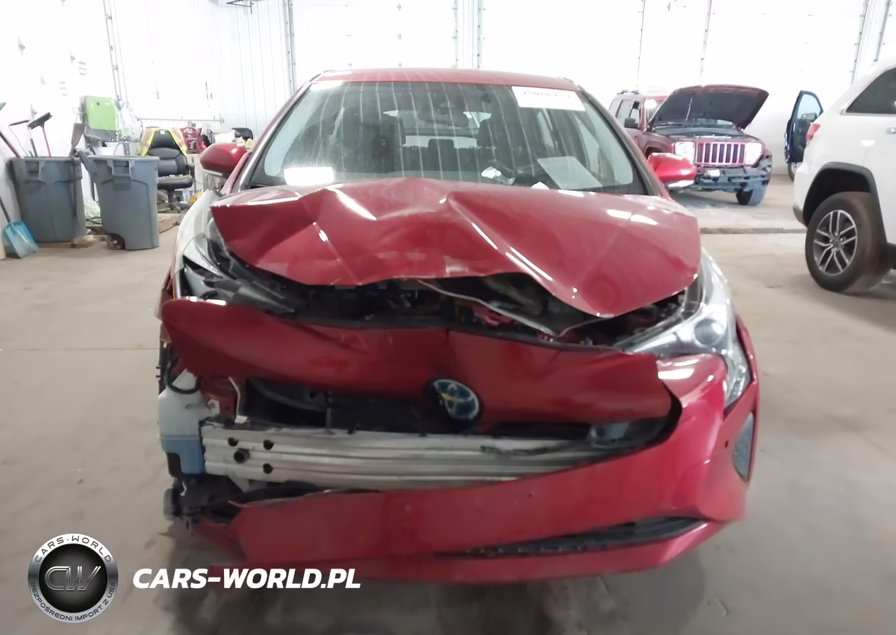 2018 Toyota Prius Two VIN:JTDKBRFU4J3587689 - 12