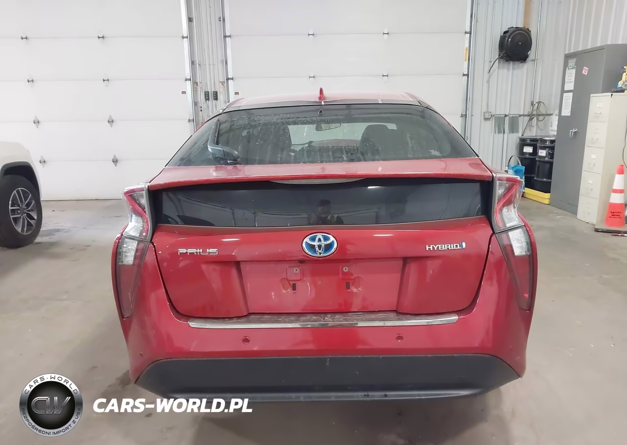 2018 Toyota Prius Two VIN:JTDKBRFU4J3587689 - 16