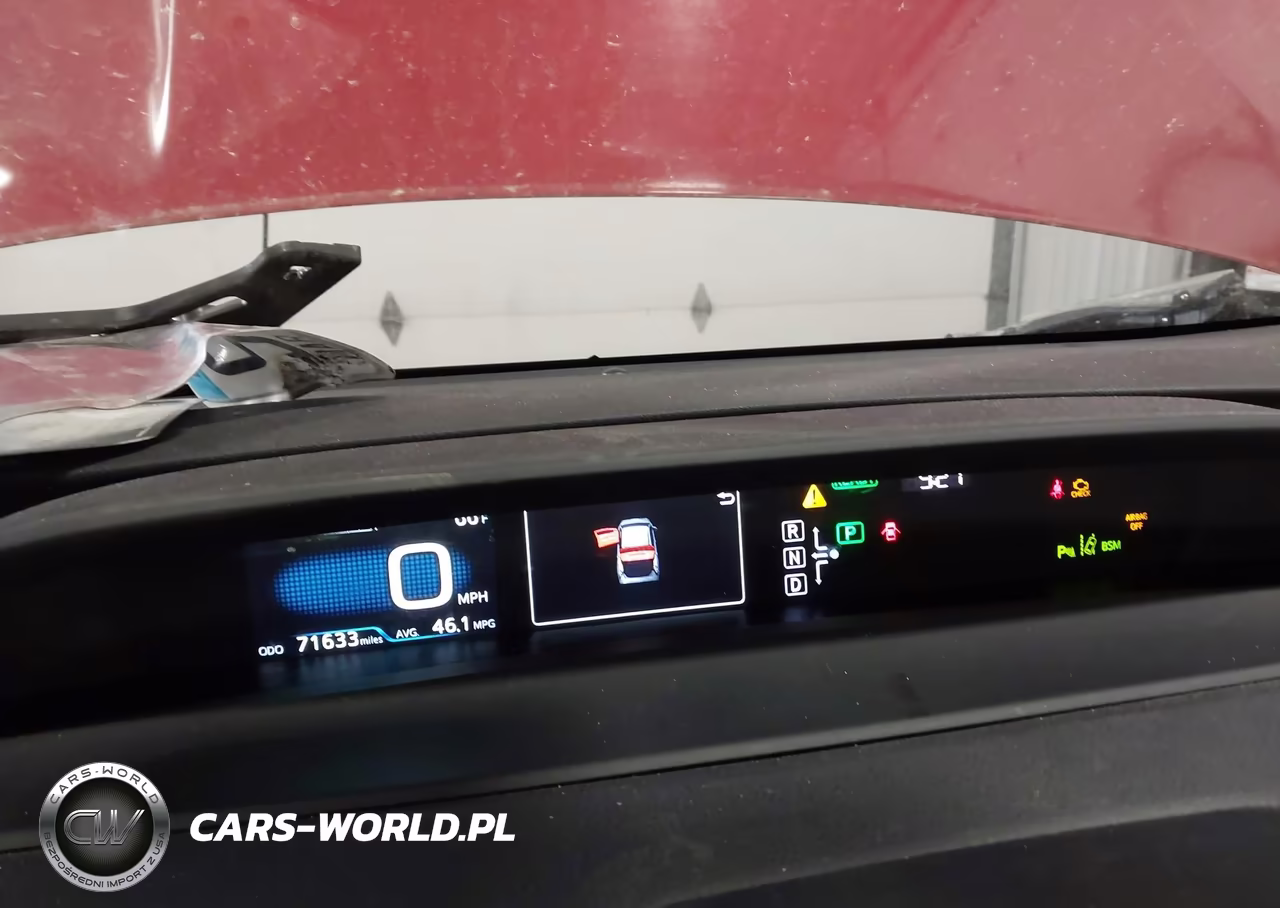 2018 Toyota Prius Two VIN:JTDKBRFU4J3587689 - 7