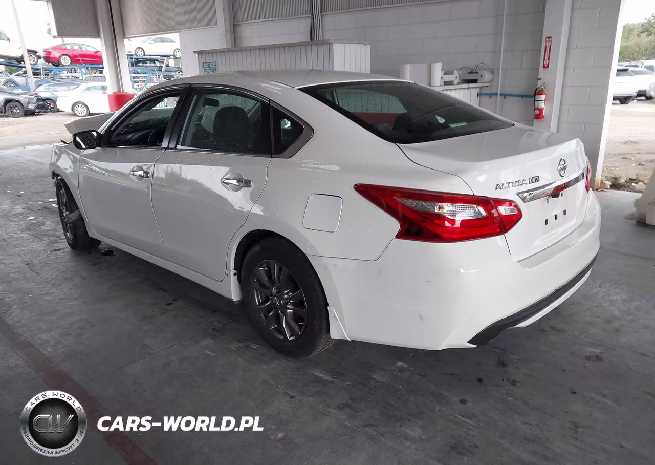 2018 Nissan Altima 2.5 S VIN:1N4AL3APXJC250800 - 3