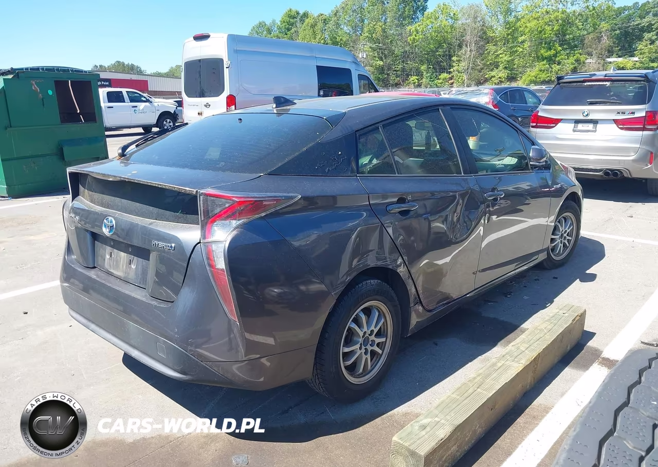 2016 Toyota Prius Three VIN:JTDKARFU3G3526569 - 4