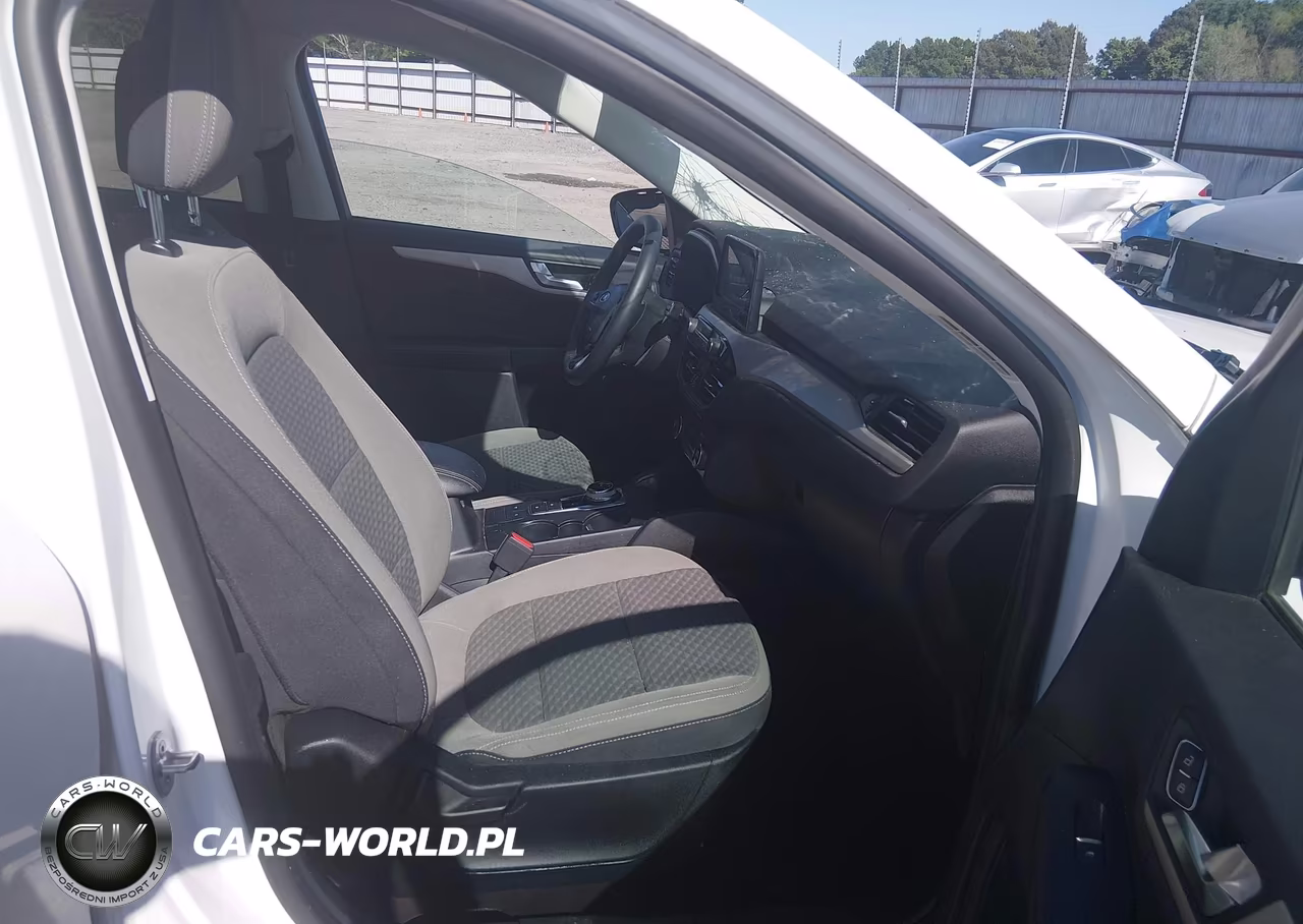 2021 Ford Escape Se VIN:1FMCU0G65MUB29616 - 5