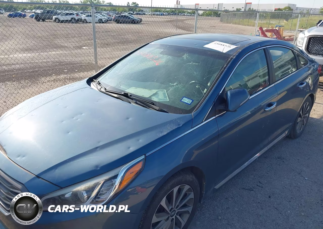 2016 Hyundai Sonata Sport VIN:5NPE34AF5GH421104 - 17