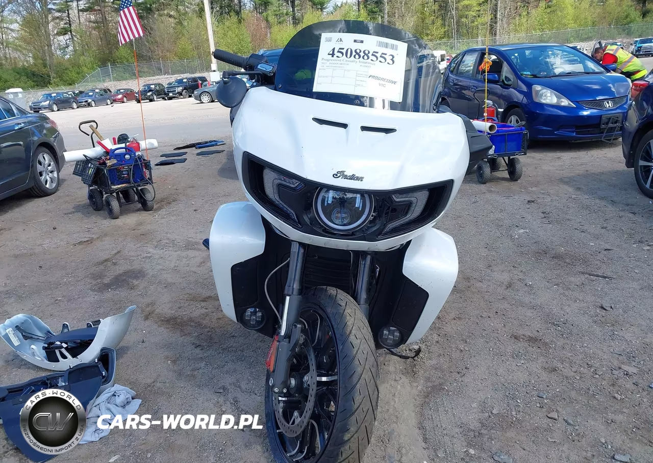 2023 Indian Motorcycle Co. Pursuit Dark Horse With Premium Package VIN:56KLDFRR6P3420273 - 5
