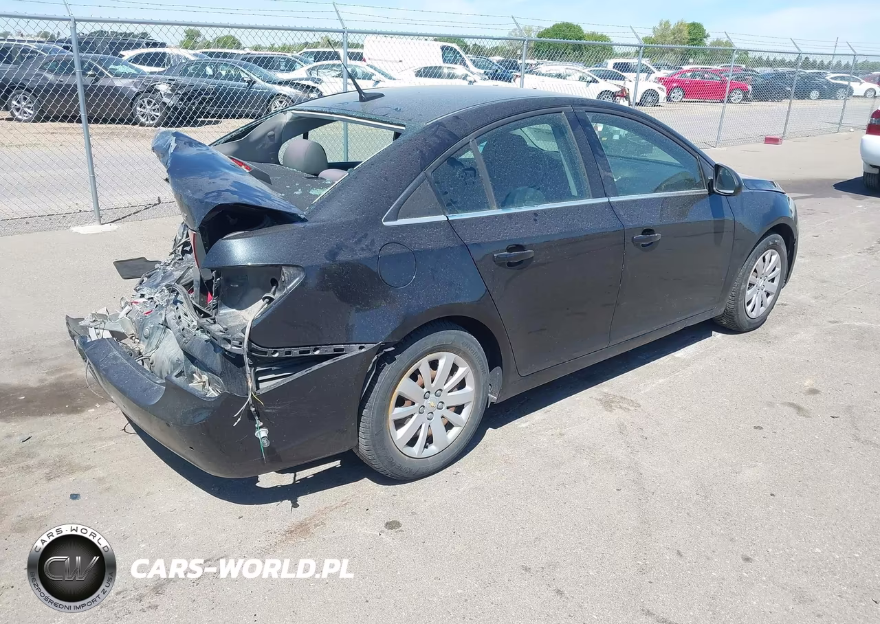 2011 Chevrolet Cruze 1Lt VIN:1G1PF5S93B7235887 - 4